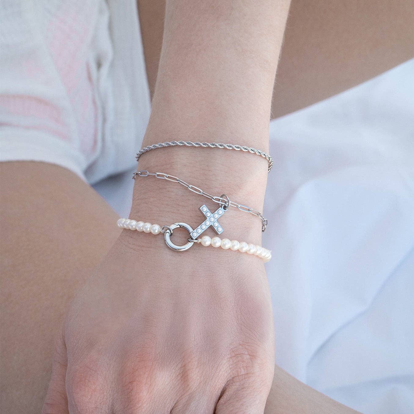 18K Gold PVD Stainless Steel Pearl Beaded Cross Charm: Stainless / 15mm