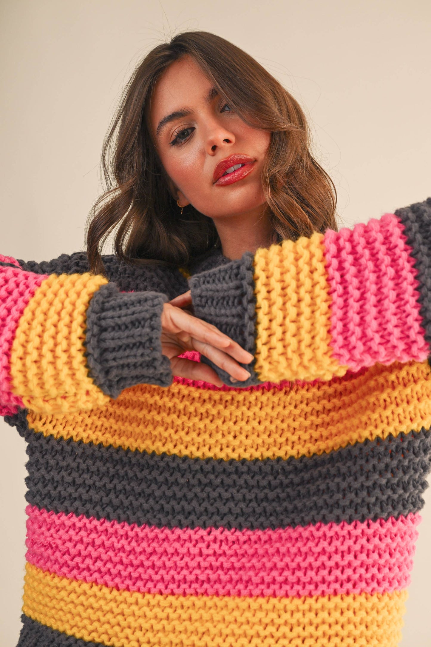 IT4431 MULTI COLOR STRIPED SWEATER KNIT TOP: Multi-Colored / M/L