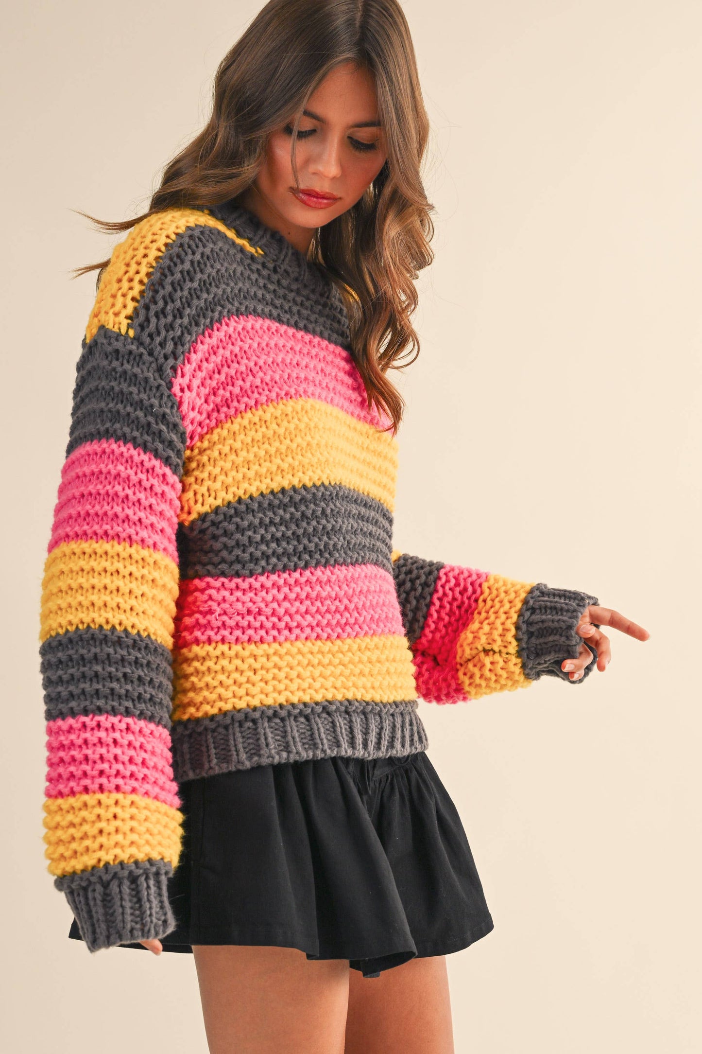 IT4431 MULTI COLOR STRIPED SWEATER KNIT TOP: Multi-Colored / S/M