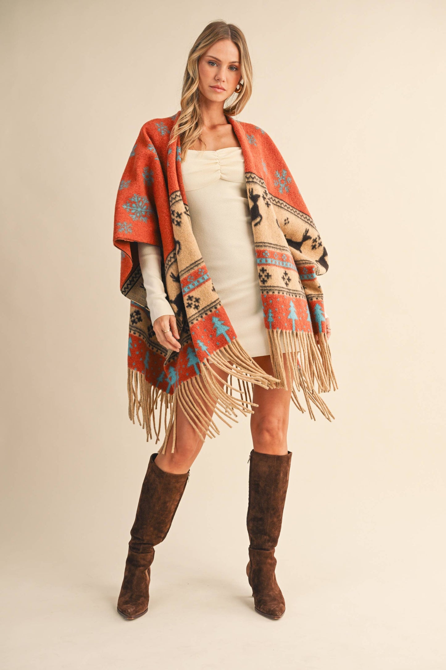 IJ1662 PRINTED FRINGED OVERSIZED CAPE: RUST / One Size